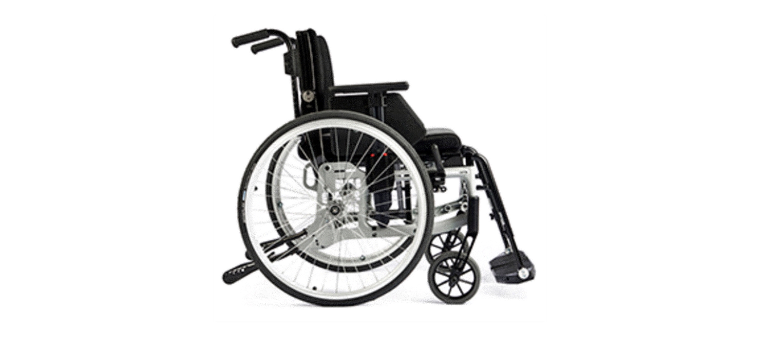 Fotografi av manuell rullstol Cross 6