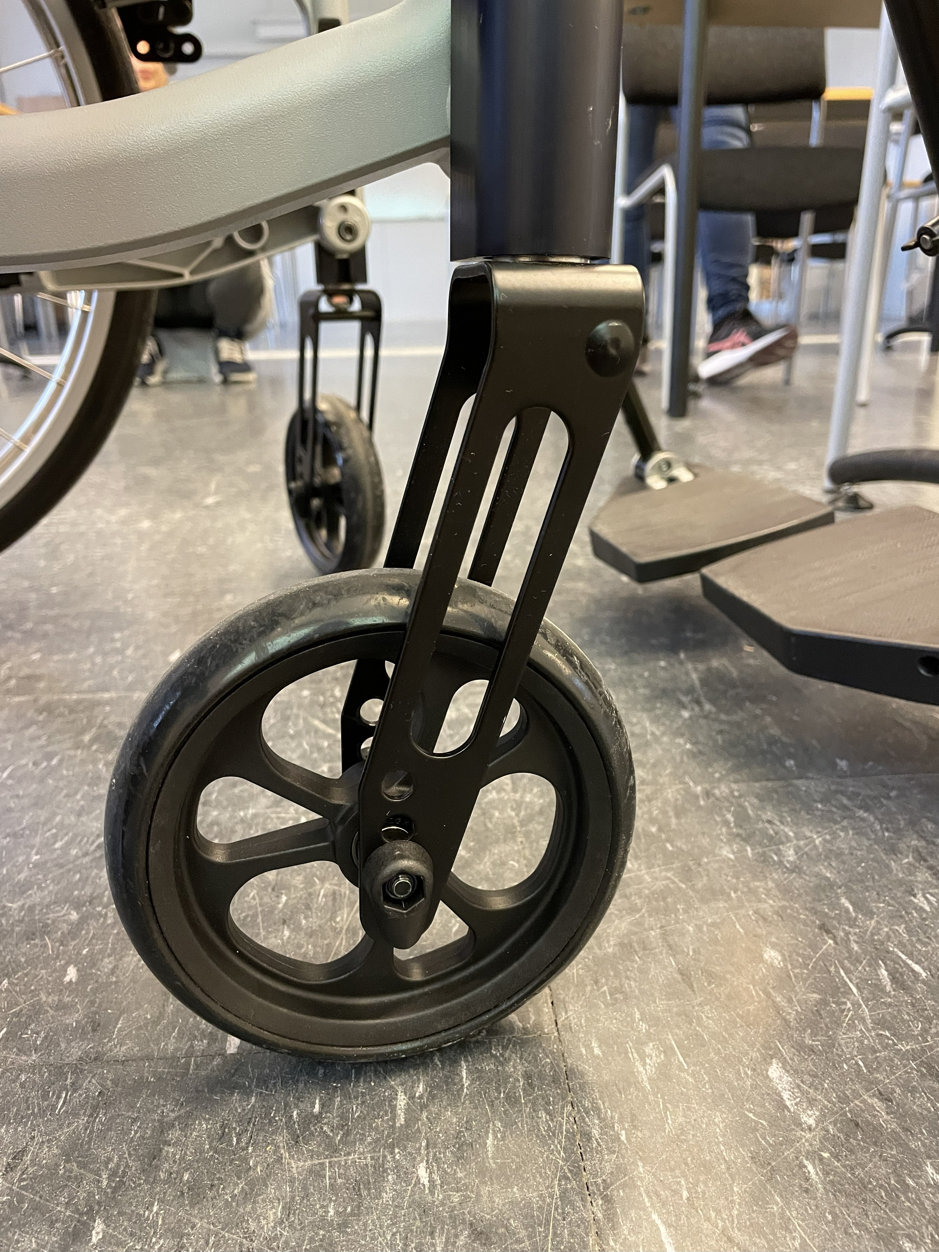 Foto länkhjul och gaffel till Cross